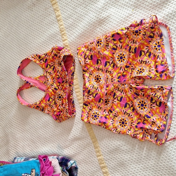 MTA SPORT SIZE 7-8 GIRLS ACTIVE WEAR SET - Picture 1 of 6